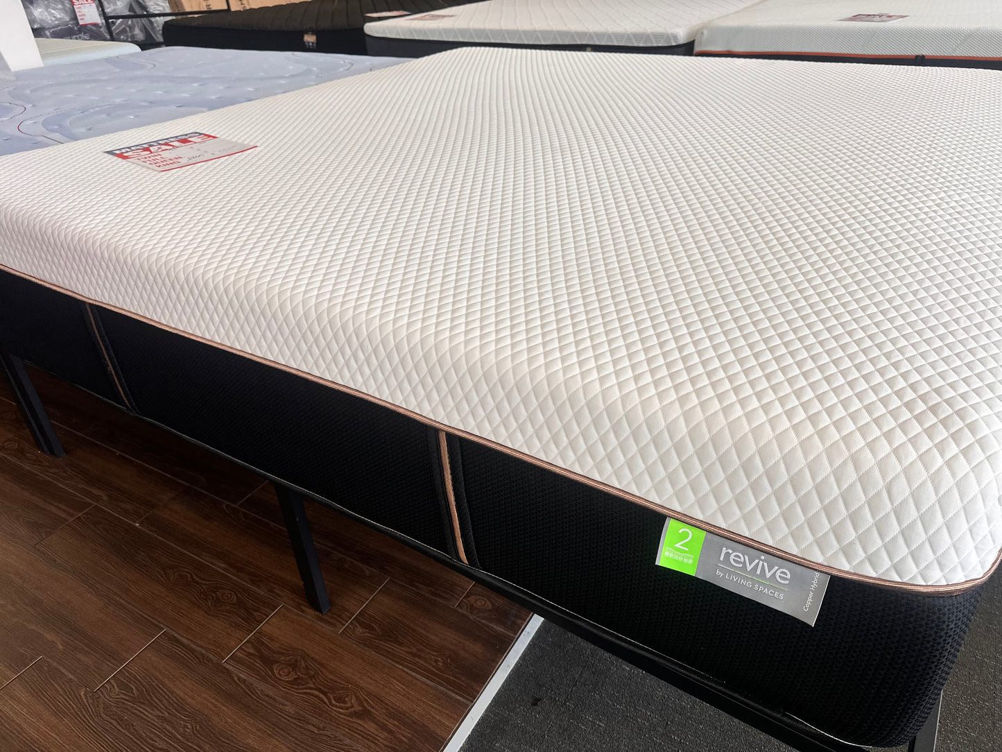 Revive copper hybrid, King Mattress and box springs