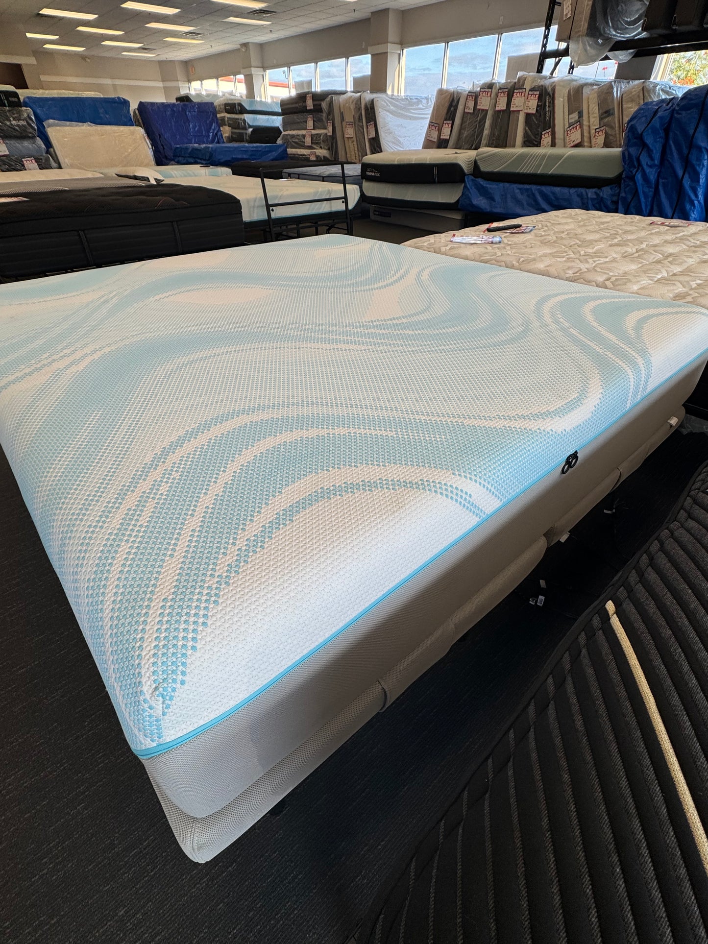 Tempurpedic ActiveBreeze Medium Hybrid KING Mattress + ProSmart Air Adjustable Base