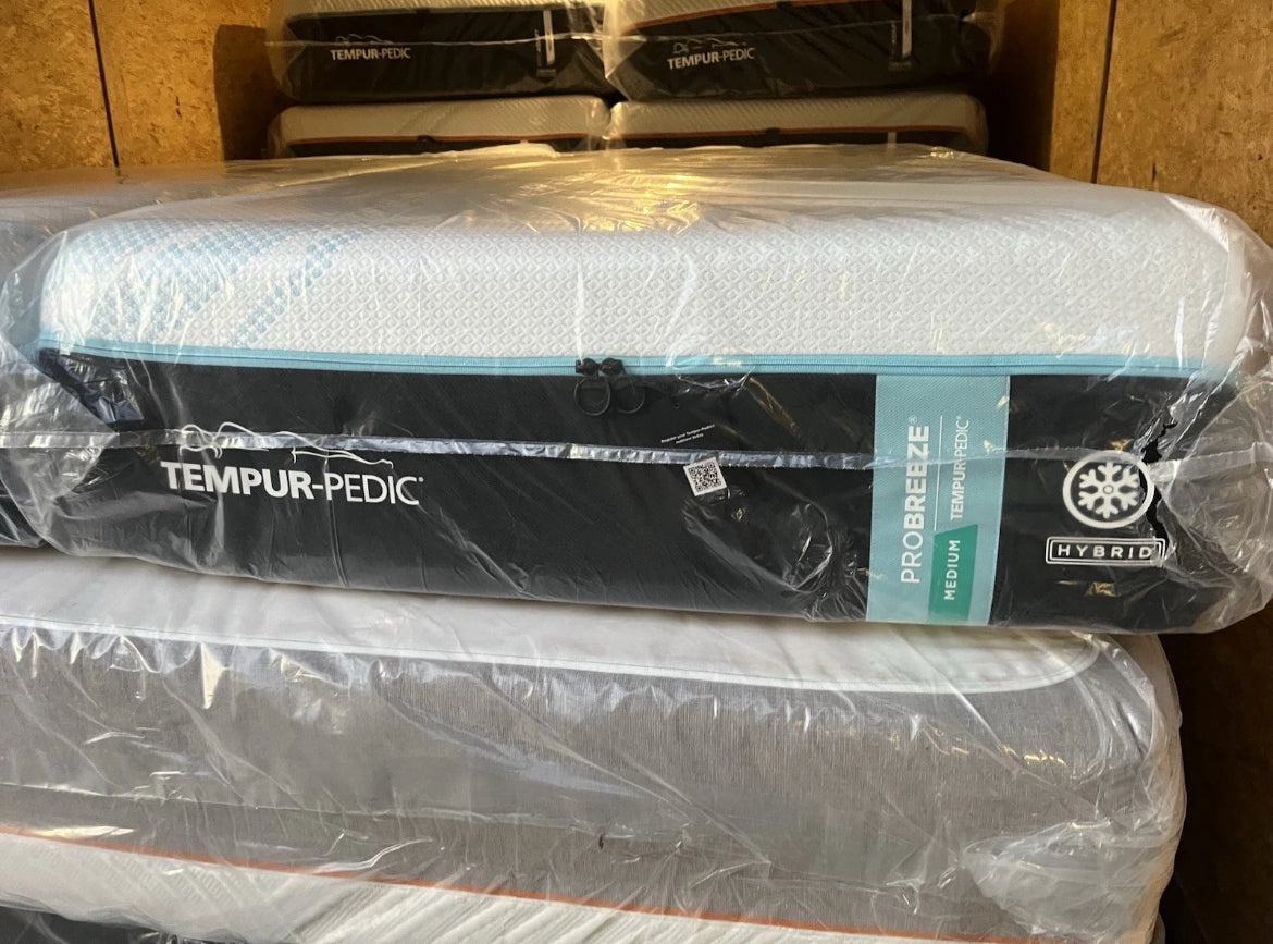Tempur-Pedic ProBreeze® Medium Hybrid 2.0 – Split King Mattress With ProSmart Adjustable Bed Bases