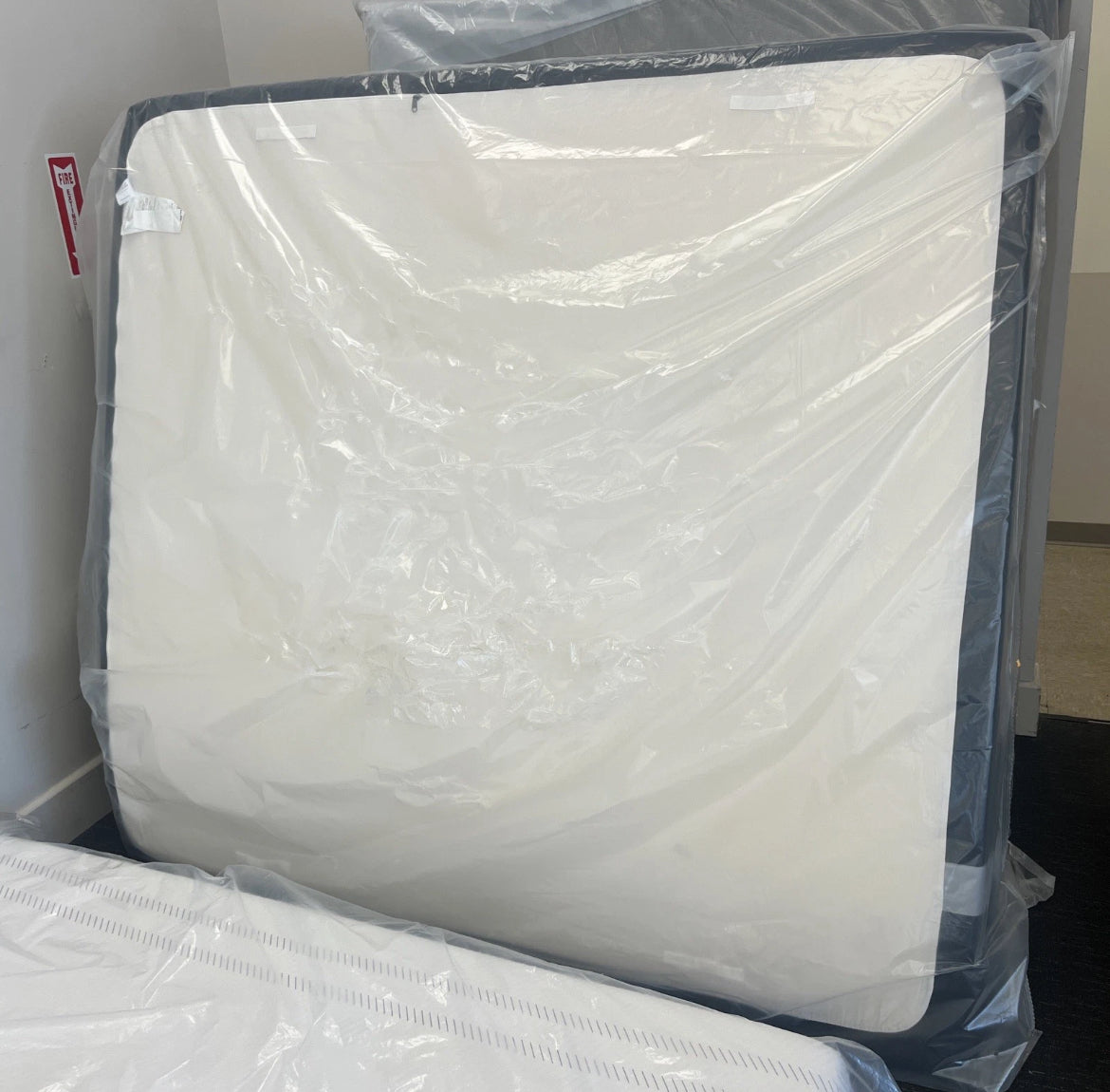 Tempur-Pedic LuxeAdapt® Soft – King  size Mattress