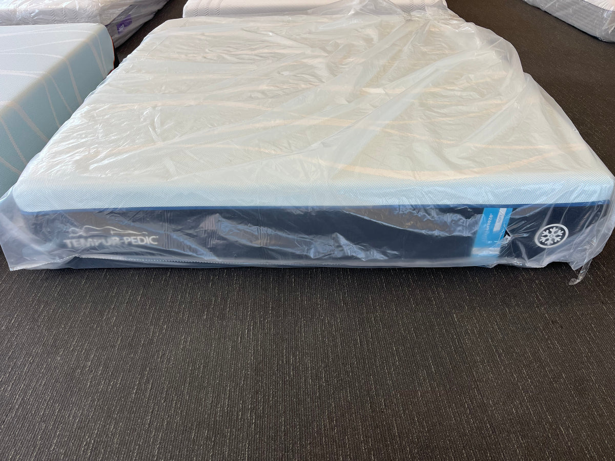 King Tempur-Pedic LuxeBreeze Soft Mattress