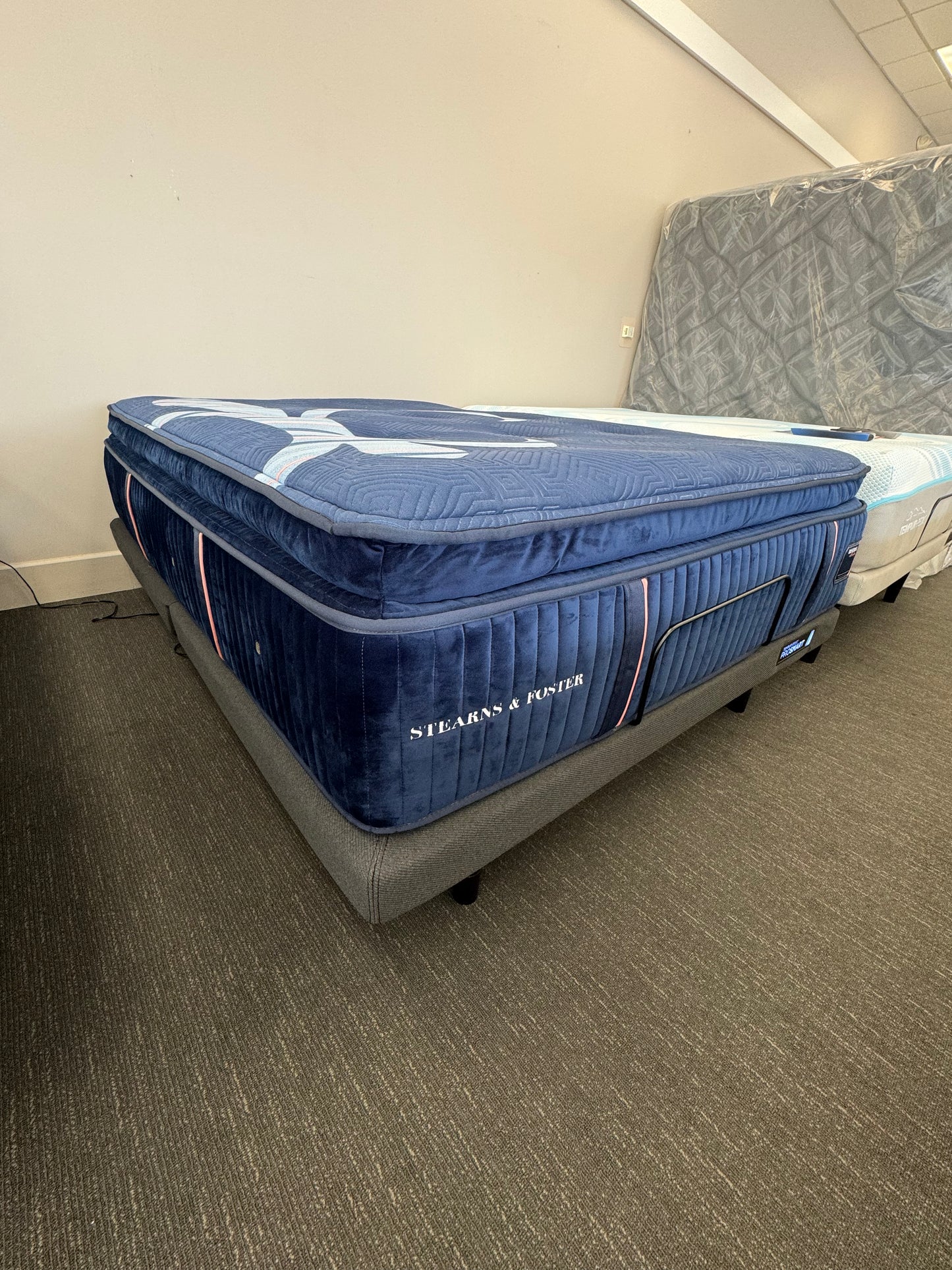 STEARNS & FOSTER Reserve Firm Pillow Top 17” Queen Mattress Retail price is  $5,499.00