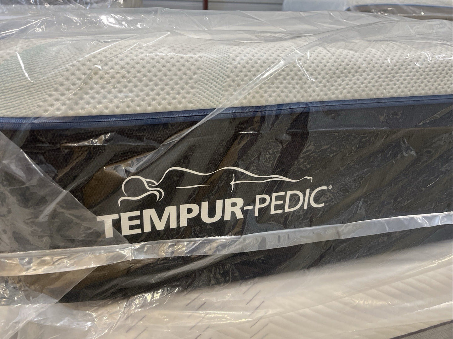 Tempurpedic LuxeAdapt Luxe Adapt 2.0 Soft KING Mattress