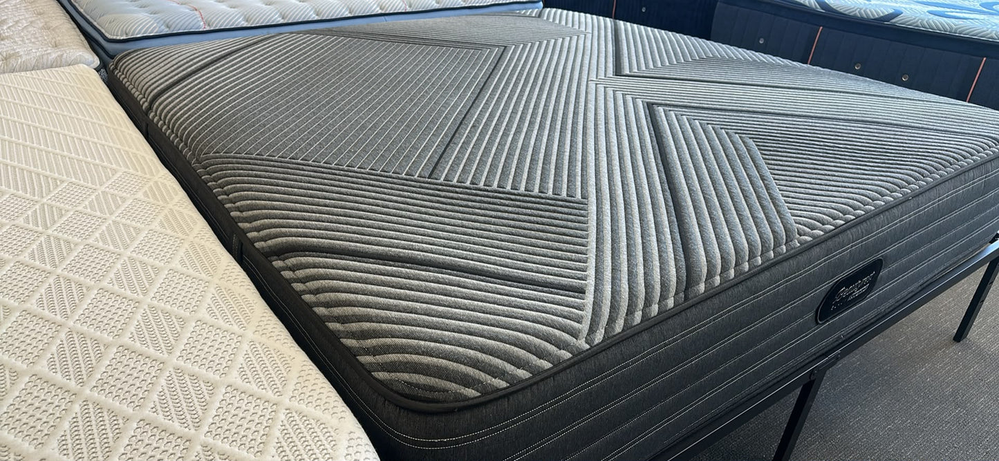 King Beautyrest Black Hybrid LX-Class Medium – Only $1,299!