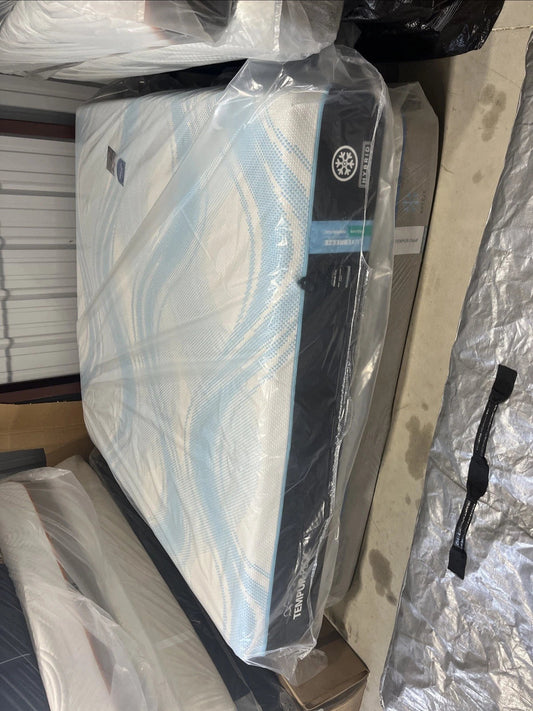 NEW TempurPedic LuxeBreeze 2.0 Medium Hybrid KING Mattress MSRP $10,200.00
