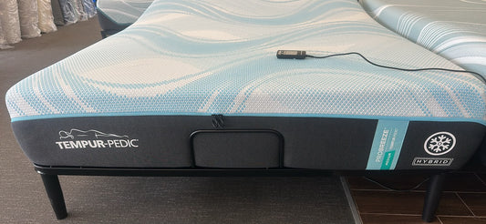 Tempur-Pedic ProBreeze®️ Medium Hybrid Queen + FREE Adjustable Base Bundle
